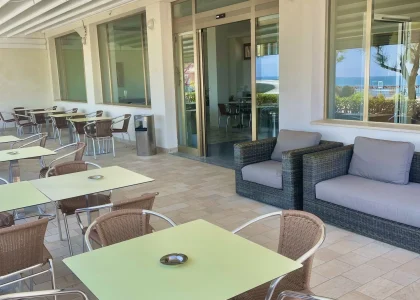 Esterno-hotel-Metropol-pesaro