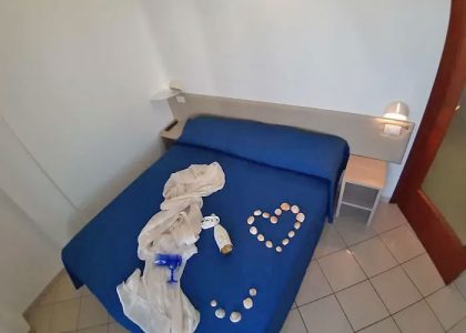 appartamenti-cenciarini-gabicce-mare-camera-matrimoniale-2