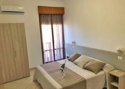appartamenti-cenciarini-gabicce-mare-camera-matrimoniale
