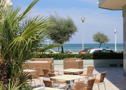 hotel-metropol-pesaro-gazebo-vintage