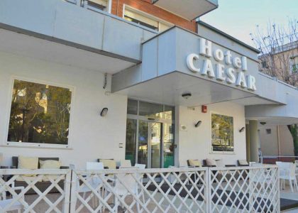 hotel-pesaro-hotel-caesar-pesaro-mare-in-evidenza